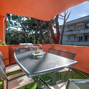 https://beach-apartment-with-bbq-ps4-bikes.topbarcelonahotels.com